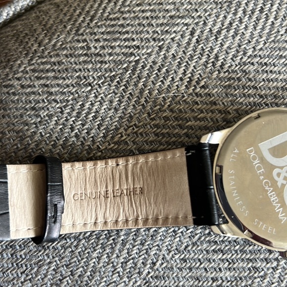 Watch - Picture 5 of 6